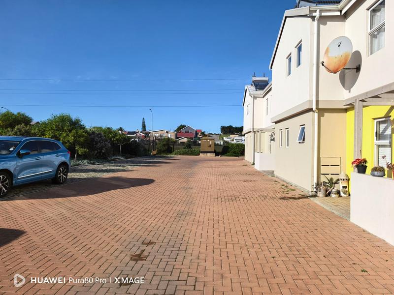 To Let 2 Bedroom Property for Rent in Mossel Bay Western Cape